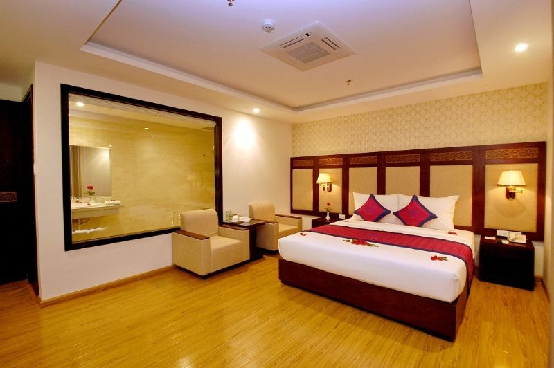 Galliot Khách sạn 4*